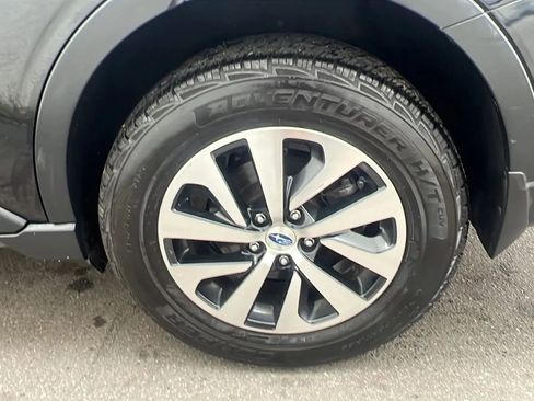 Used 2020 Subaru Outback Premium image 10