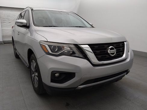 Used 2020 Nissan Pathfinder SV FWD image 13