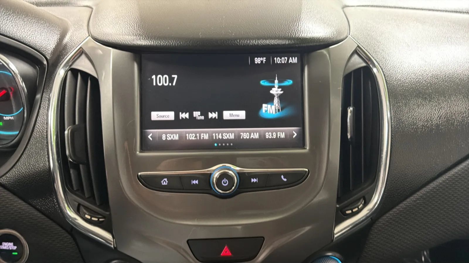 Used 2017 Chevrolet Cruze LT w/ Convenience Package FWD image 13