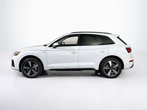 Used 2023 Audi Q5 2.0T Premium Plus w/ Premium Plus Package AWD/4WD image 2