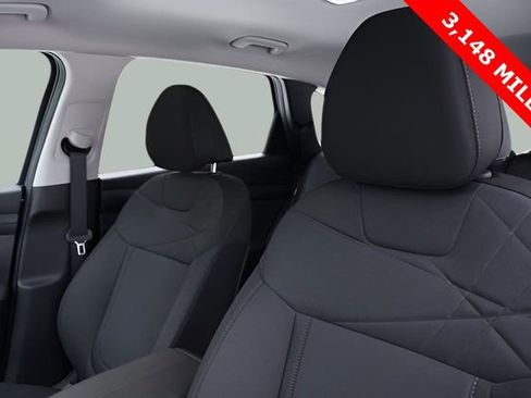 Used 2025 Hyundai Tucson SE image 13