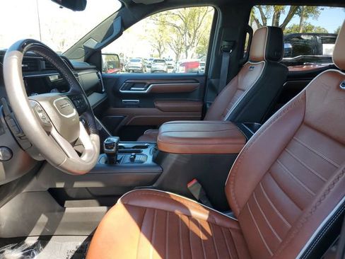 Used 2025 GMC Sierra 1500 Denali Ultimate image 19