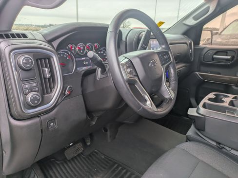 Used 2019 Chevrolet Silverado 1500 RST w/ All-Star Edition image 9