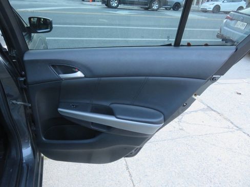 Used 2009 Honda Accord EX-L image 27