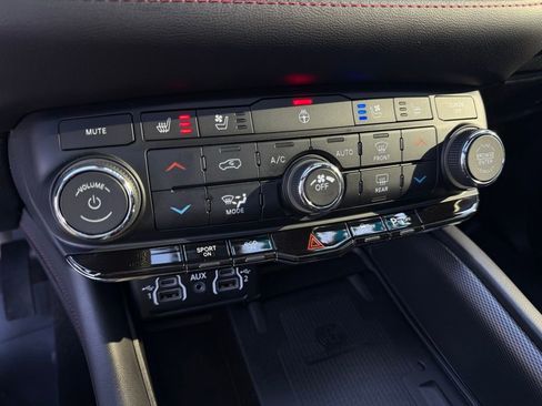 Used 2022 Dodge Durango R/T w/ Blacktop Package image 23