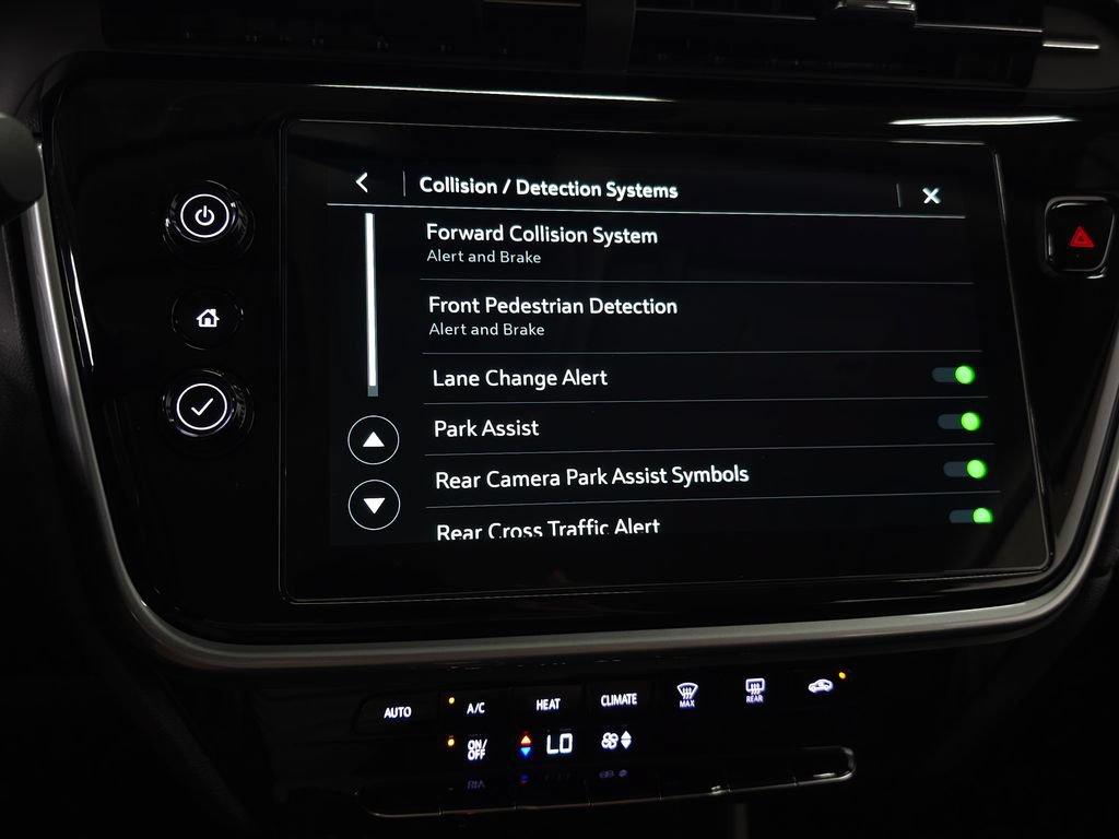 Used 2023 Chevrolet Bolt EUV LT w/ Driver Confidence Package FWD image 24