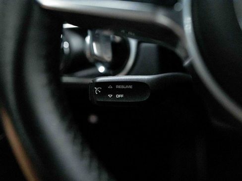 Used 2017 Porsche 911 Carrera image 44