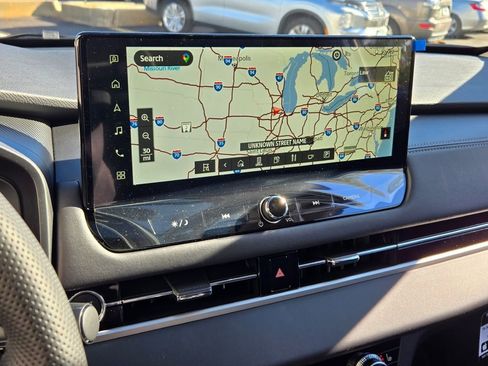 New 2025 Mitsubishi Outlander SE image 25