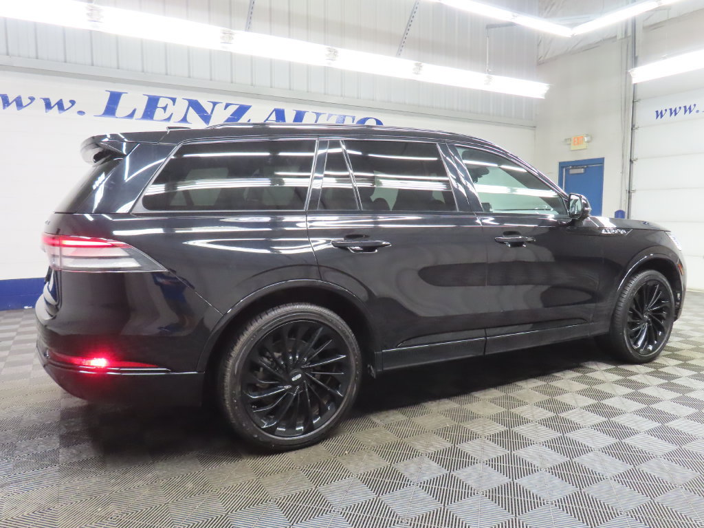 Used 2025 Lincoln Aviator Reserve w/ Equipment Group 201A AWD/4WD image 6