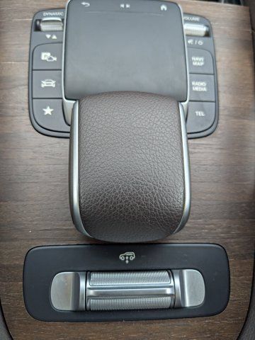 Used 2022 Mercedes-Benz GLS 450 4MATIC image 28