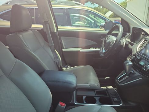 Used 2016 Honda CR-V Touring image 10