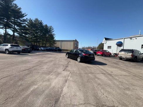 Used 2025 Toyota Corolla LE image 15