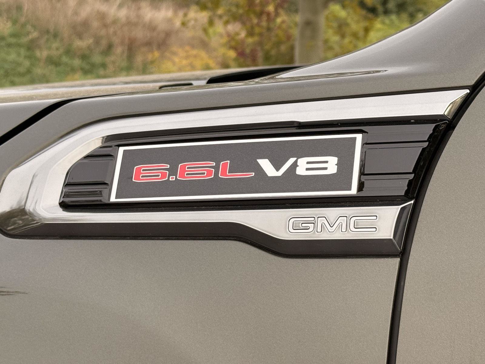 Used 2022 GMC Sierra 2500 AT4 AWD/4WD image 10