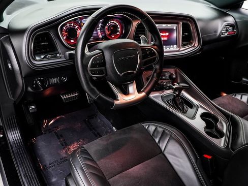 Used 2023 Dodge Challenger SRT Hellcat w/ Driver Convenience Group image 15