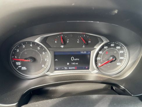 Used 2022 GMC Terrain SLT image 16