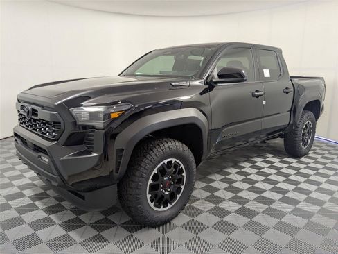New 2025 Toyota Tacoma TRD Off-Road image 2