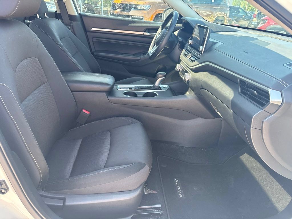 Used 2019 Nissan Altima 2.5 SV AWD/4WD image 27