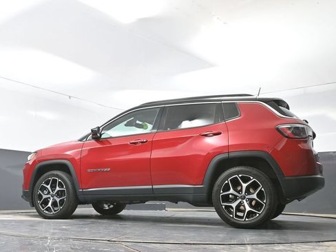 Used 2025 Jeep Compass Limited AWD/4WD image 56