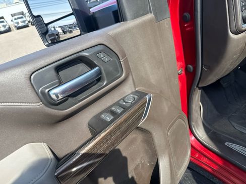 Used 2022 Chevrolet Silverado 2500 LT w/ Convenience Package AWD/4WD image 12