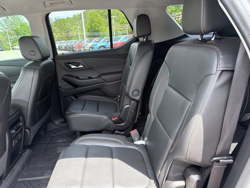 Used 2020 Chevrolet Traverse RS w/ LPO, Floor Liner Package AWD/4WD image 13
