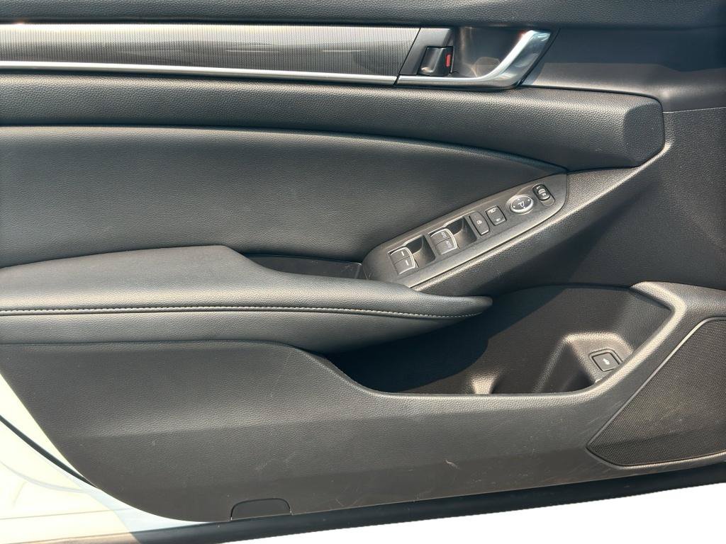 Used 2022 Honda Accord Sport image 8