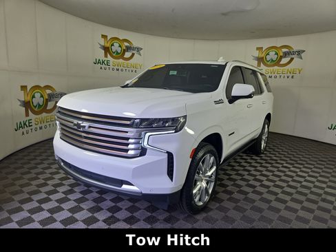 Used 2024 Chevrolet Tahoe High Country w/ Advanced Technology Package AWD/4WD image 3