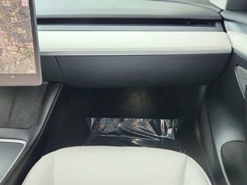Used 2023 Tesla Model 3 Performance image 37