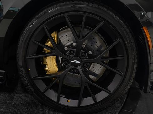 Used 2025 Aston Martin DBX 707 image 37