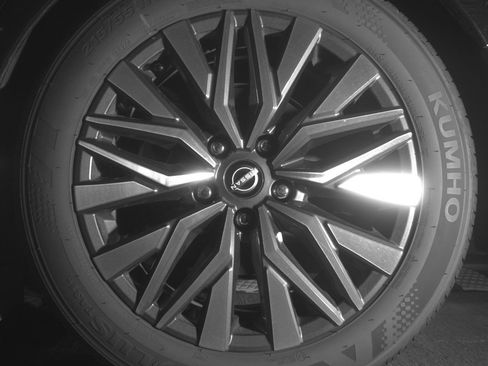 Used 2025 Nissan Altima 2.5 SV image 14