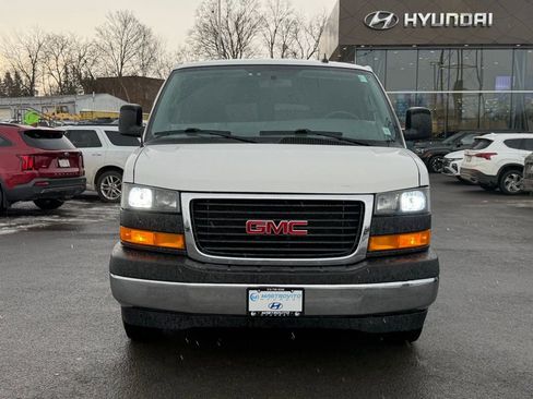 Used 2019 GMC Savana 2500 w/ Driver Convenience Package RWD image 2