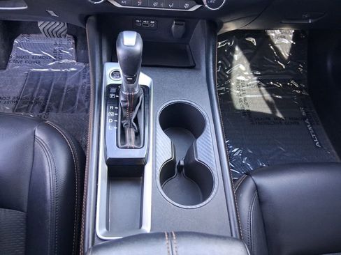 Used 2019 Nissan Altima 2.5 SR image 13