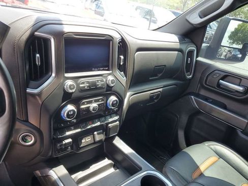 Used 2022 GMC Sierra 2500 AT4 AWD/4WD image 28