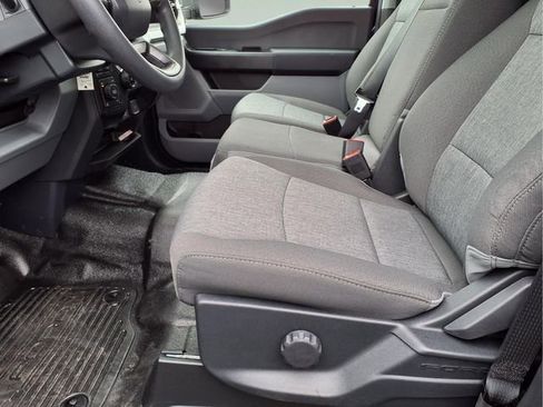 New 2026 Ford F250 XL w/ XL Off-Road Package image 9