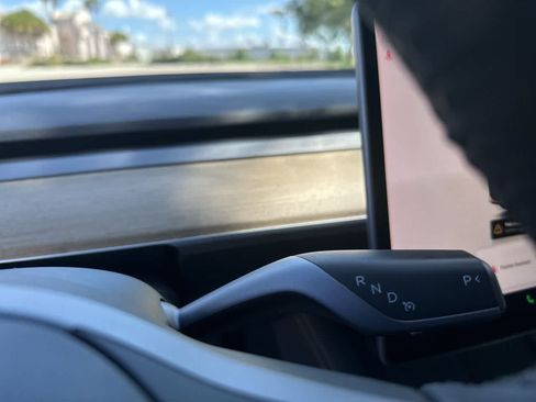 Used 2022 Tesla Model 3 RWD image 28