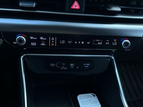 New 2027 Kia Carnival SX Prestige FWD image 28