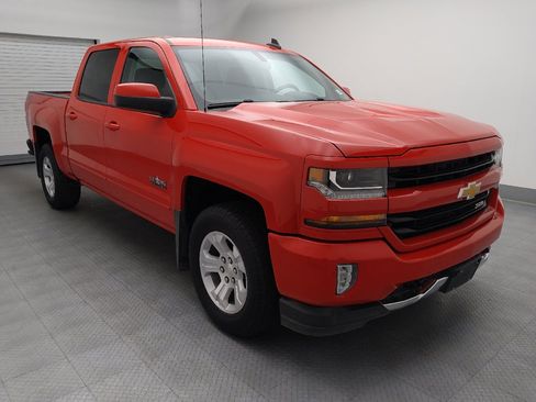 Used 2018 Chevrolet Silverado 1500 LT w/ Texas Edition AWD/4WD image 13