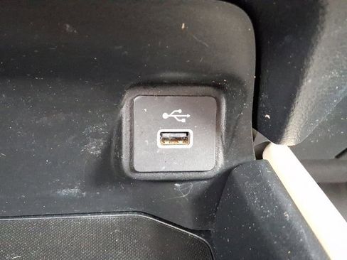 Certified 2023 Honda HR-V LX image 24