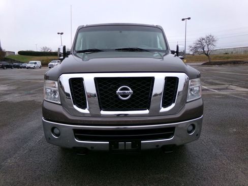 Used 2015 Nissan NV 3500 SL w/ Technology Package image 3