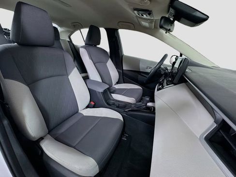 Certified 2023 Toyota Corolla LE image 29