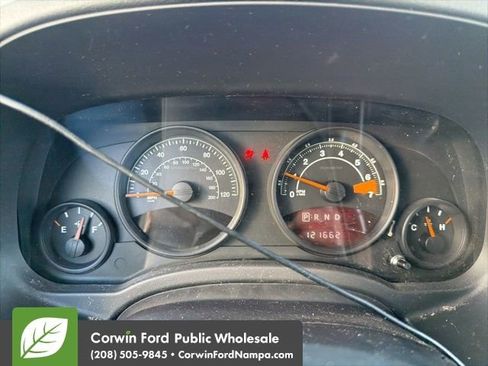 Used 2014 Jeep Patriot Latitude image 12