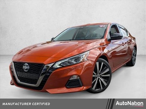 Certified 2021 Nissan Altima 2.5 SR w/ SR Premium Package image 1