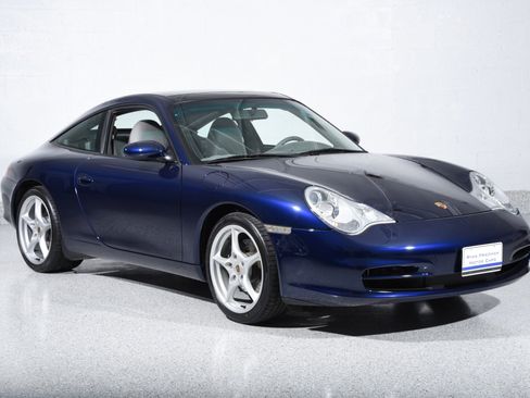 Used 2004 Porsche 911 Targa RWD image 9