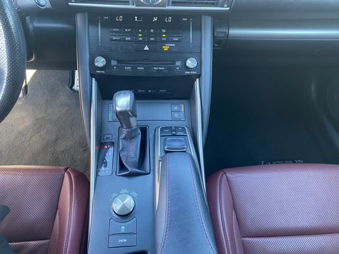 Used 2018 Lexus IS 300 image 13