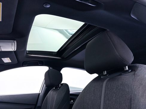 Used 2023 Honda Accord Sport image 3