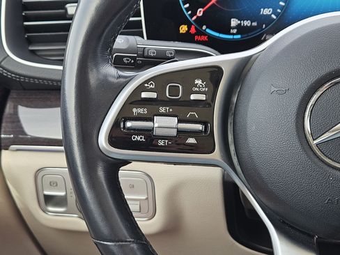 Used 2021 Mercedes-Benz GLS 580 4MATIC image 28