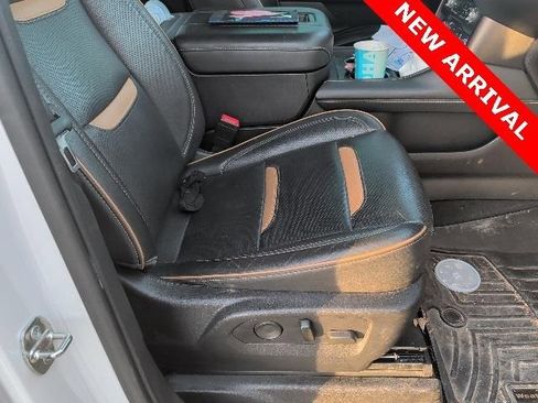 Used 2021 GMC Yukon AT4 w/ AT4 Premium Plus Package image 10