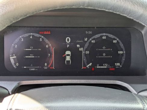 Used 2025 Toyota Tacoma Limited image 21