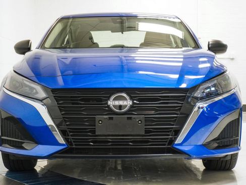 Used 2025 Nissan Altima 2.5 SV AWD/4WD image 37