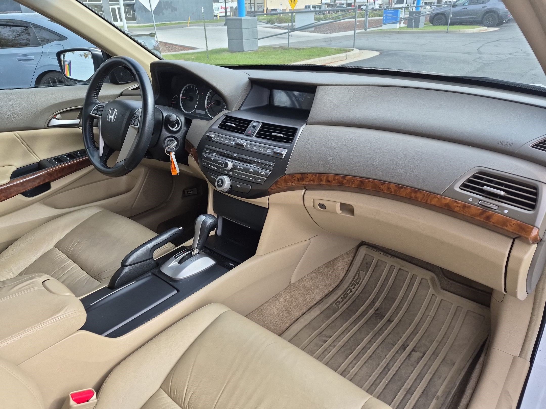 Used 2009 Honda Accord EX-L image 30
