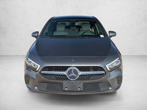 Used 2019 Mercedes-Benz A 220 4MATIC image 2